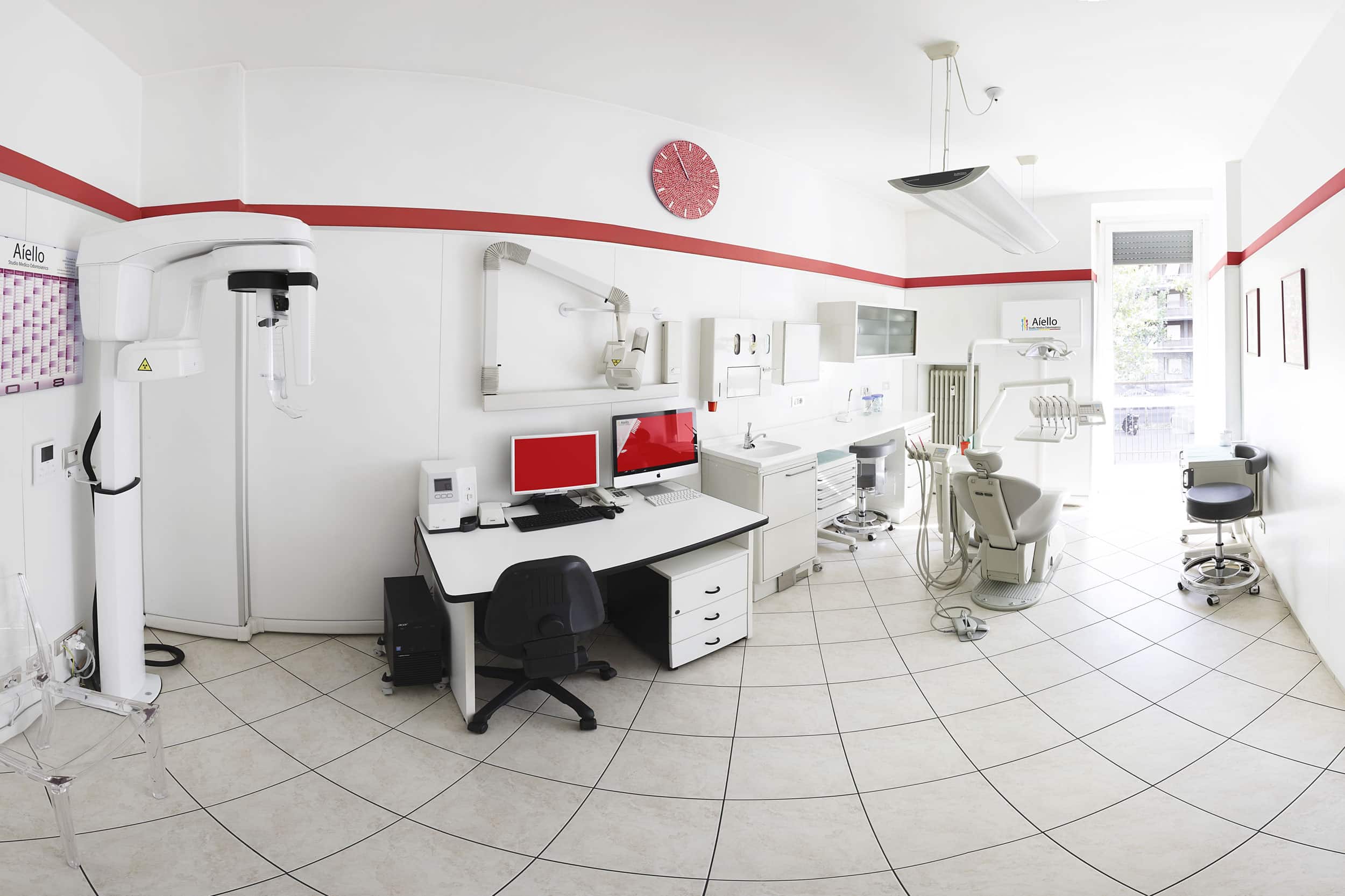 //www.studiodentisticoaiello.com/wp-content/uploads/2018/11/sala-rossa-milano-1-40x60.jpg